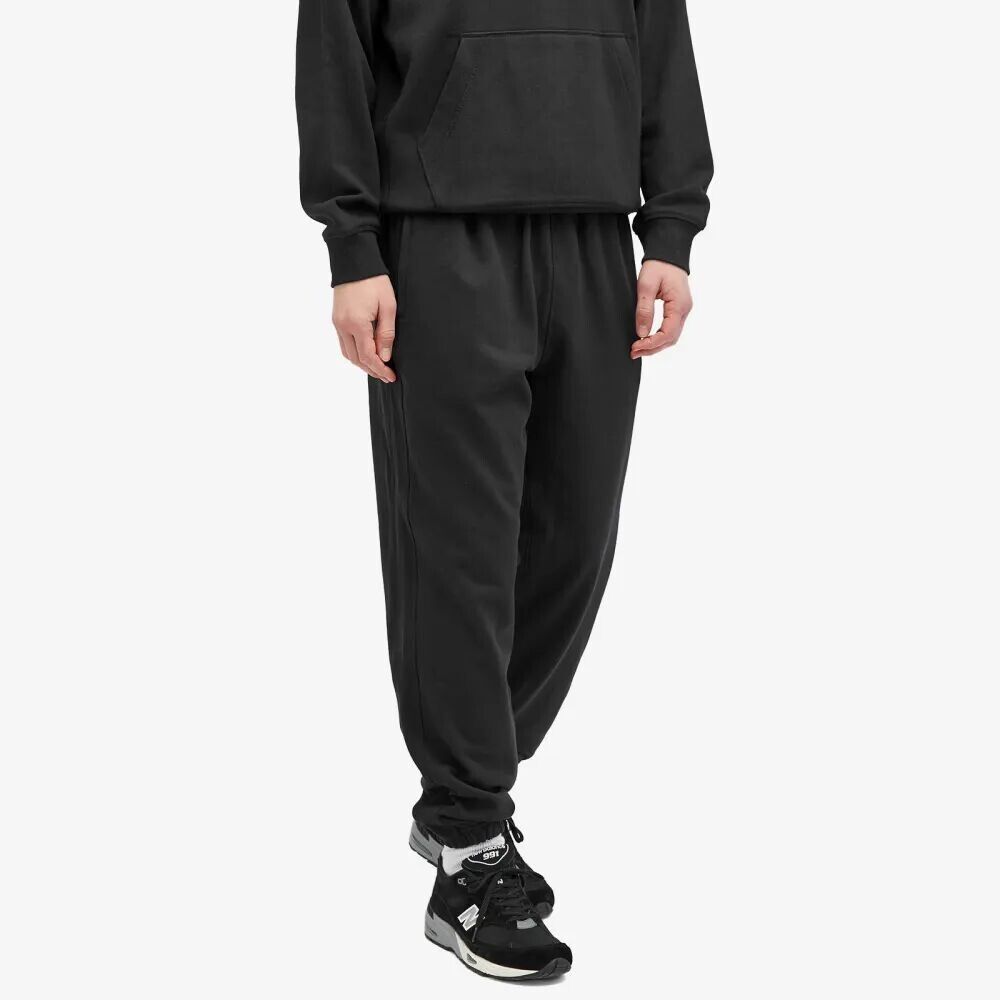 

New Balance Джоггеры NB Athletics из французского терри, черный