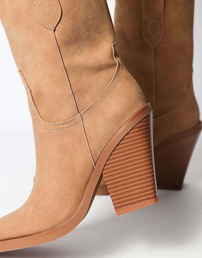 Ботинки в стиле вестерн на каблуке SIMMI Shoes Mercy из замши цвета верблюжьей шерсти — фото 3