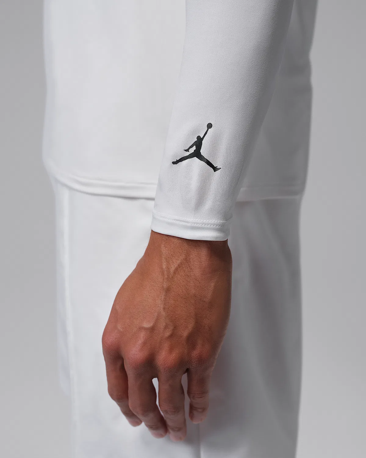 Мужская длинная базовая футболка Dri-FIT Jordan Sport, White/Black — фото 4