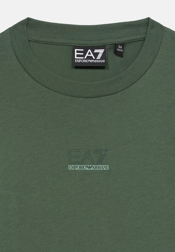 Футболка унисекс с принтом Ea7 Emporio Armani, Cilantro — фото 4