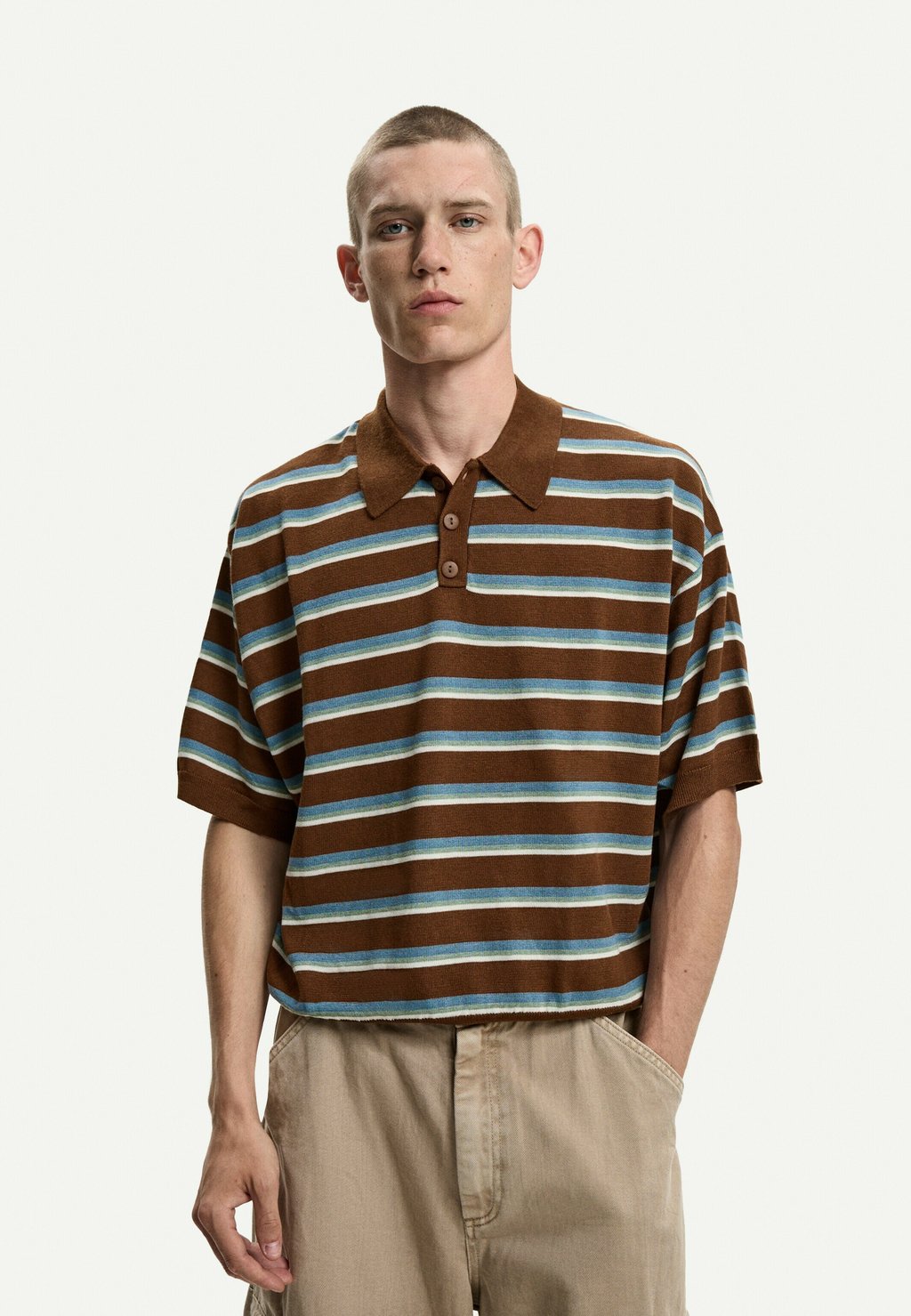 

Рубашка поло STRIPED Bershka, темно-коричневый