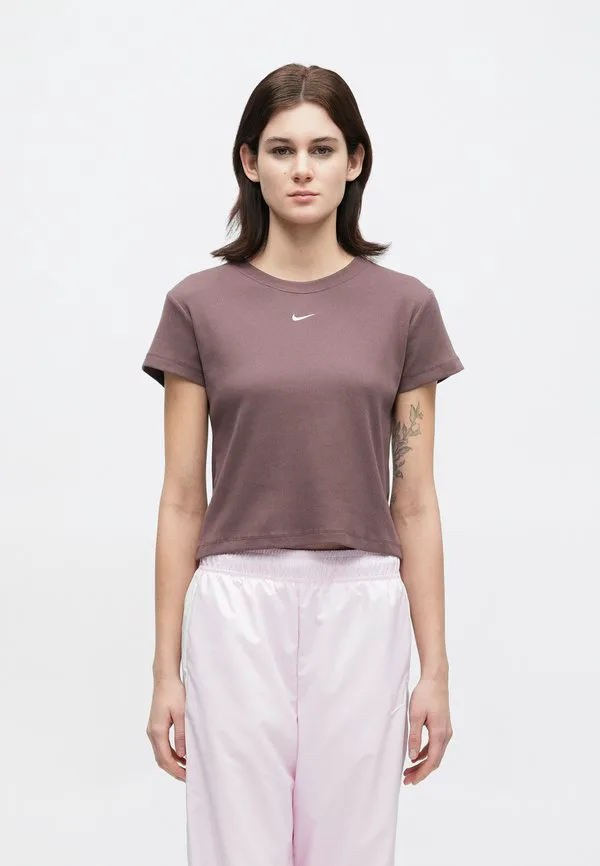 Базовая футболка Nike Sportswear, Tattoo — фото 4