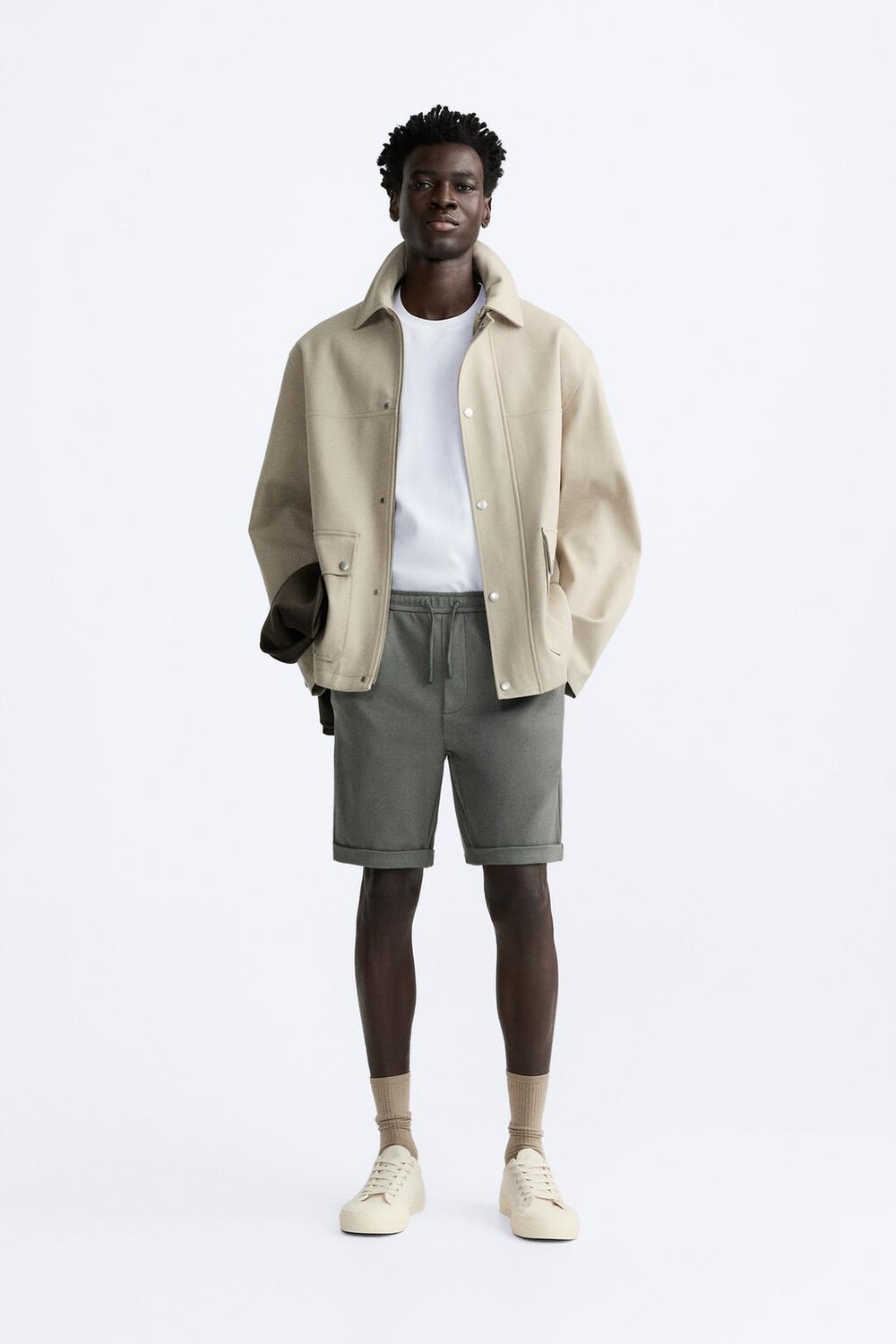 

Комфортные шорты-бермуды ZARA, оливково-зеленый
