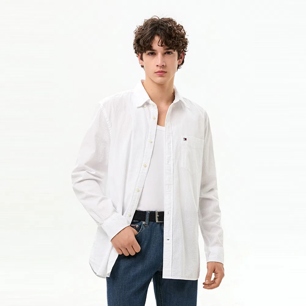 Мужская рубашка Regula fit из сирсакера белая от Tommy Hilfiger — фото 2