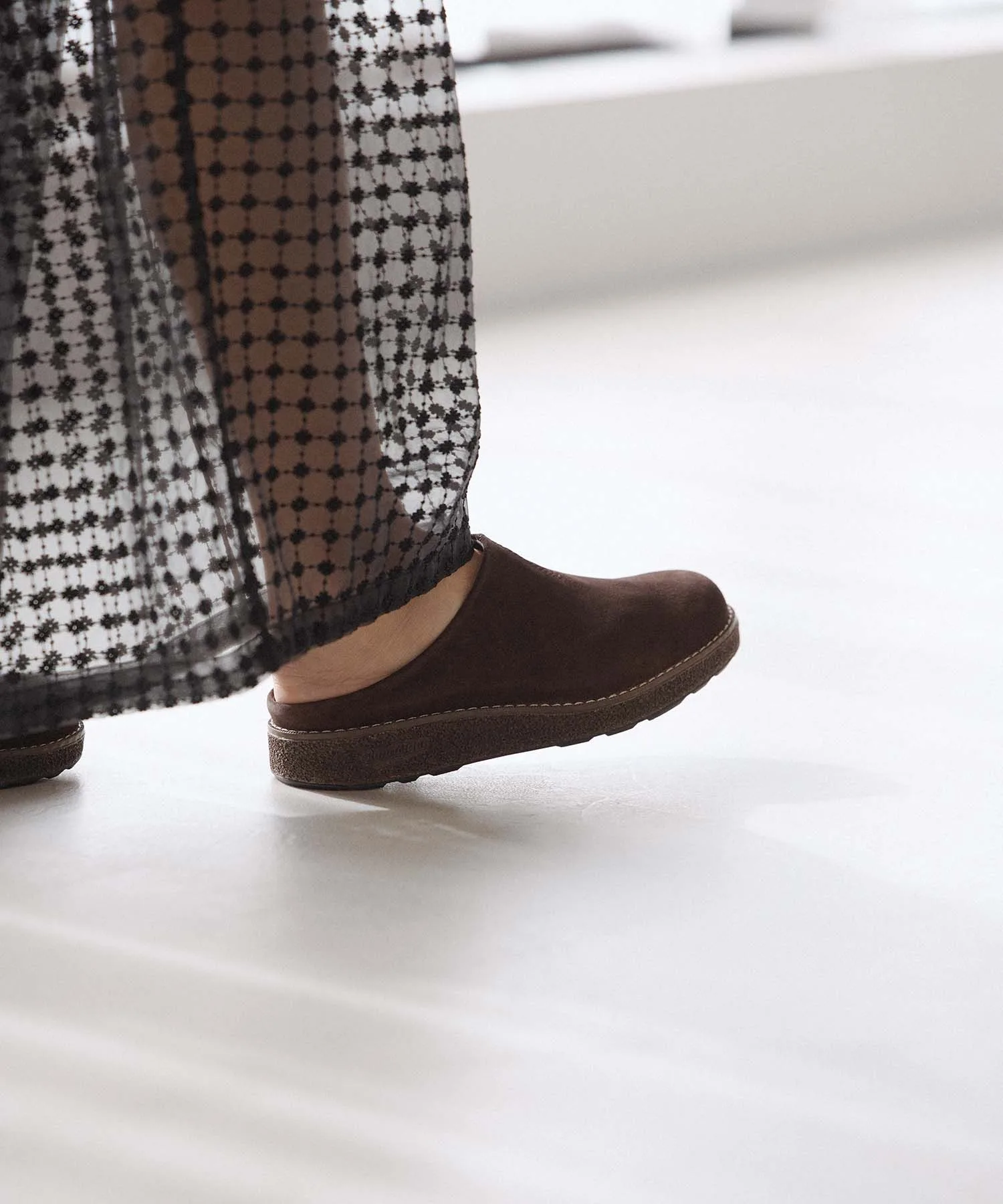 Унисекс сабо Blundstone AEROCORK из замши коричневые — фото 4