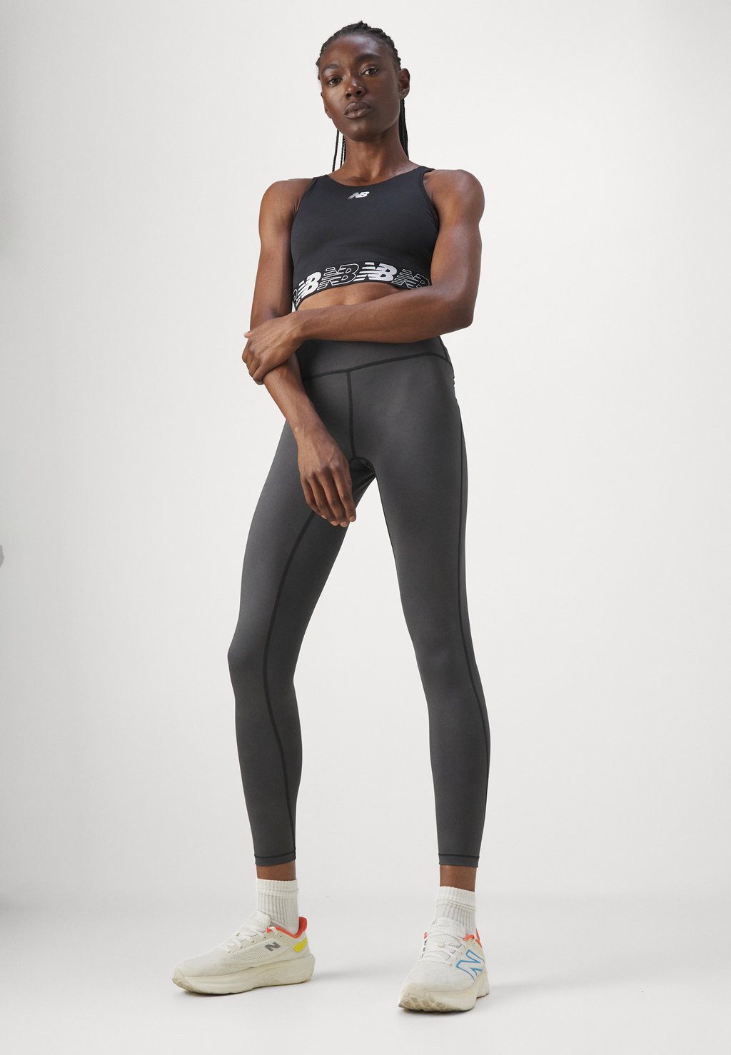 

Леггинсы ATHLETICS REFLECTIVE HEAT HIGH RISE New Balance, черный