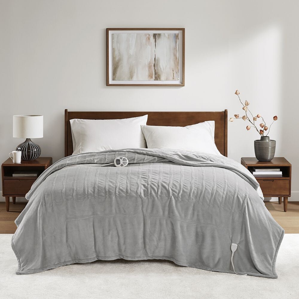 

Плюшевое одеяло с подогревом Cuddl Duds, цвет Light Gray