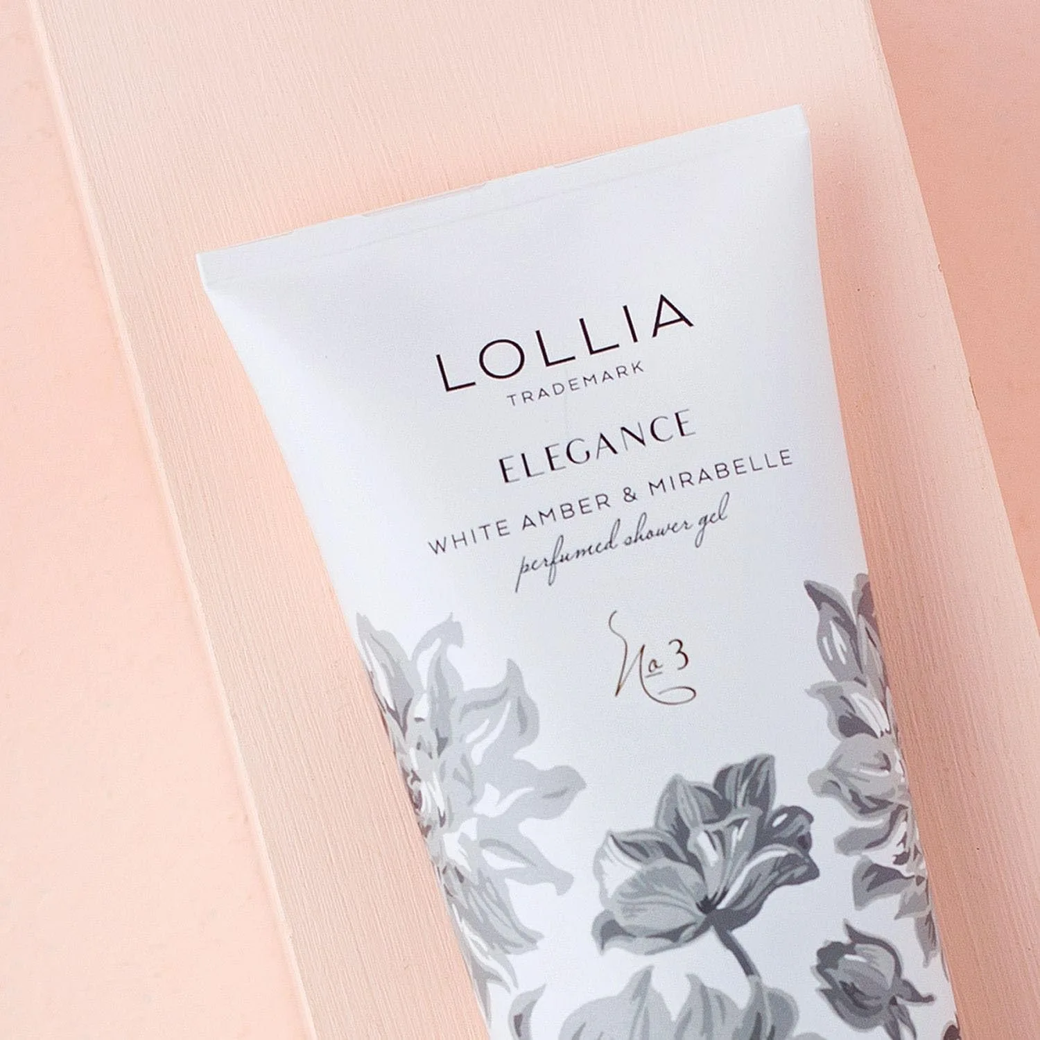 LOLLIA Elegance гель для душа, 237 мл - White Amber & Mirabelle - ароматный гель для душа с маслом ши, WHITE — фото 3