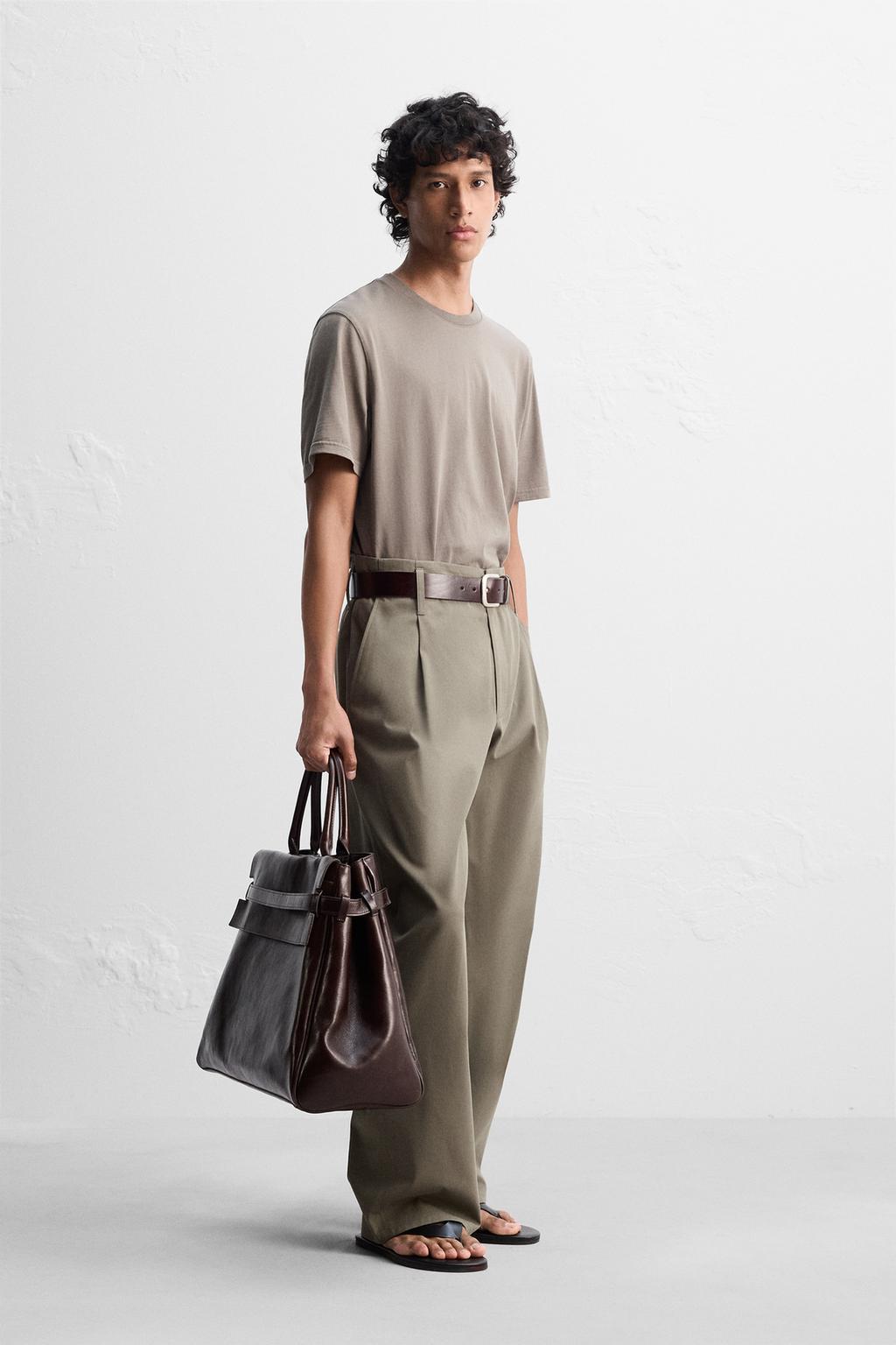 

Приталенная футболка среднего веса ZARA, цвет Earth