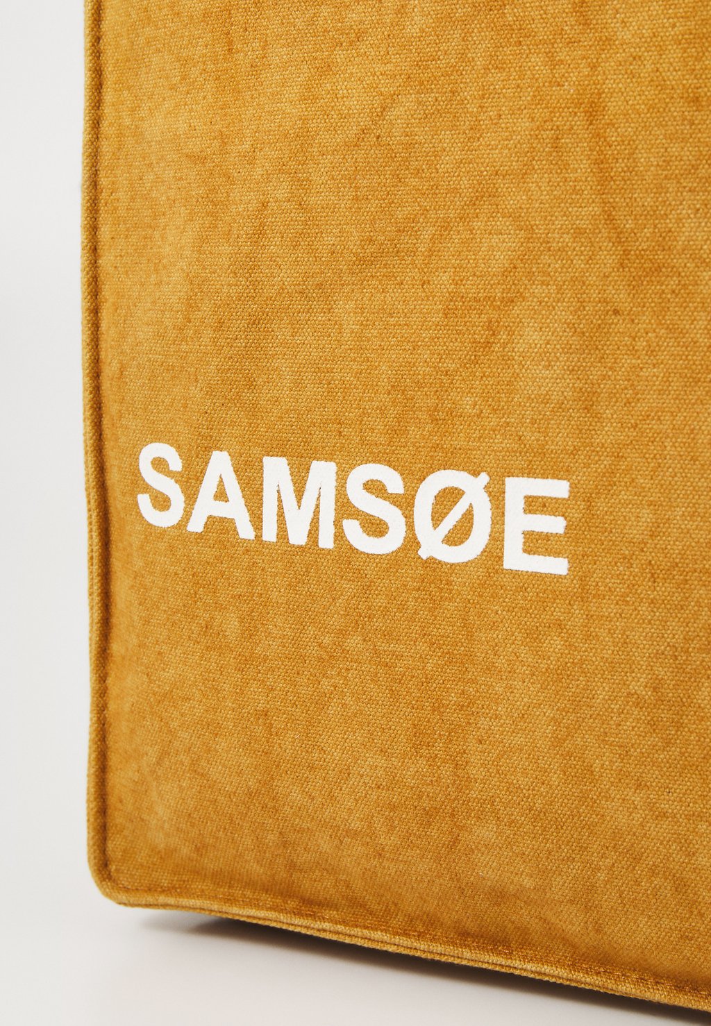 

Сумка-тоут SALUCCA UNISEX Samsøe Samsøe, коричневый