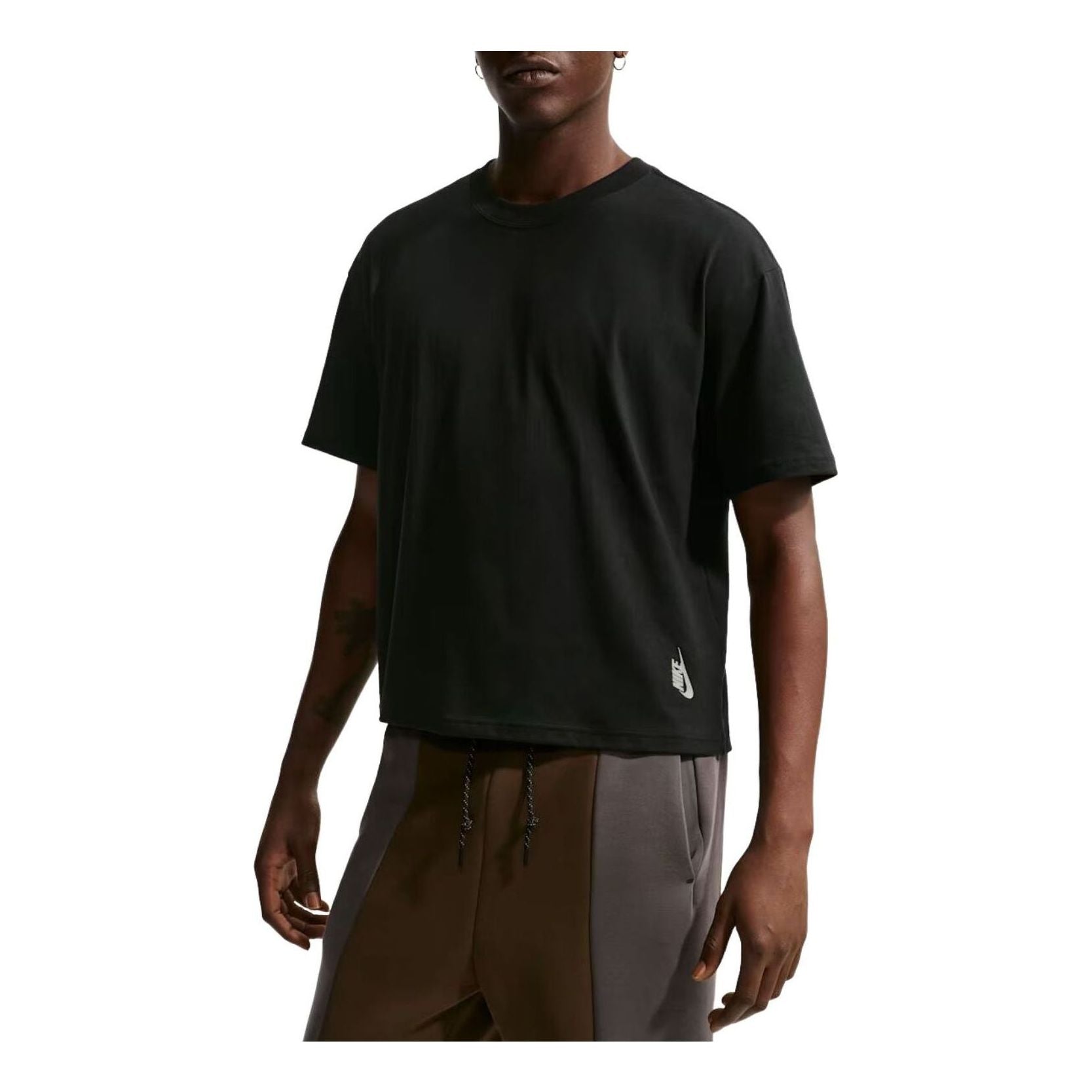 

Футболка Nike Sportswear, черная