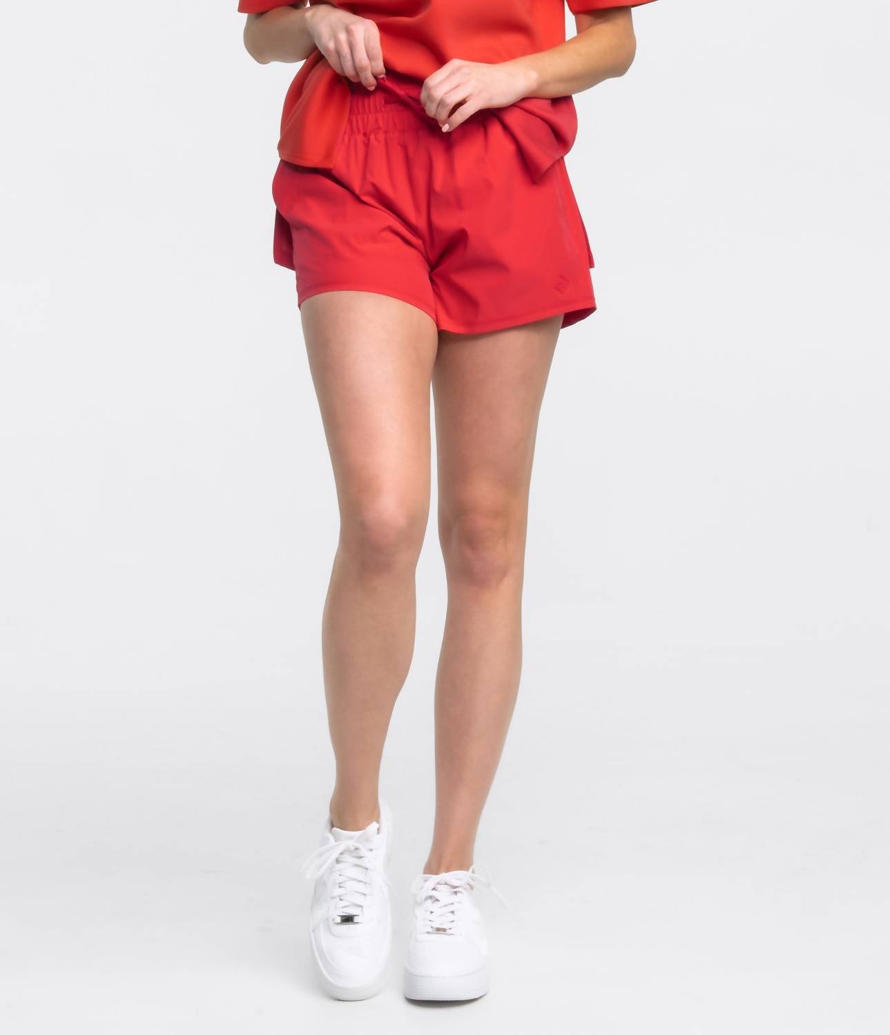 

Гибридные шорты на подкладке в цвете Rio Red Southern Shirt Company