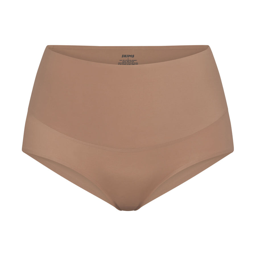 

Трусики с высокой талией SKIMS Smoothing Intimates, цвет Sienna