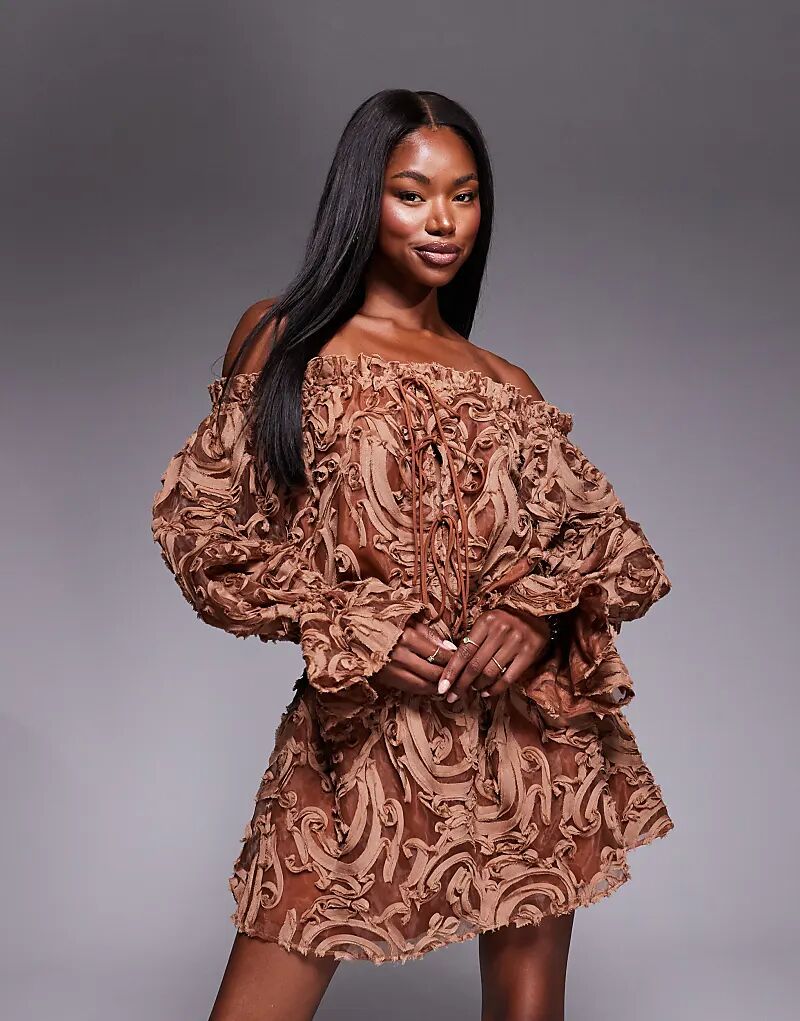 

Мини-платье ASOS LUXE шоколадного цвета с открытыми плечами и эластичной талией