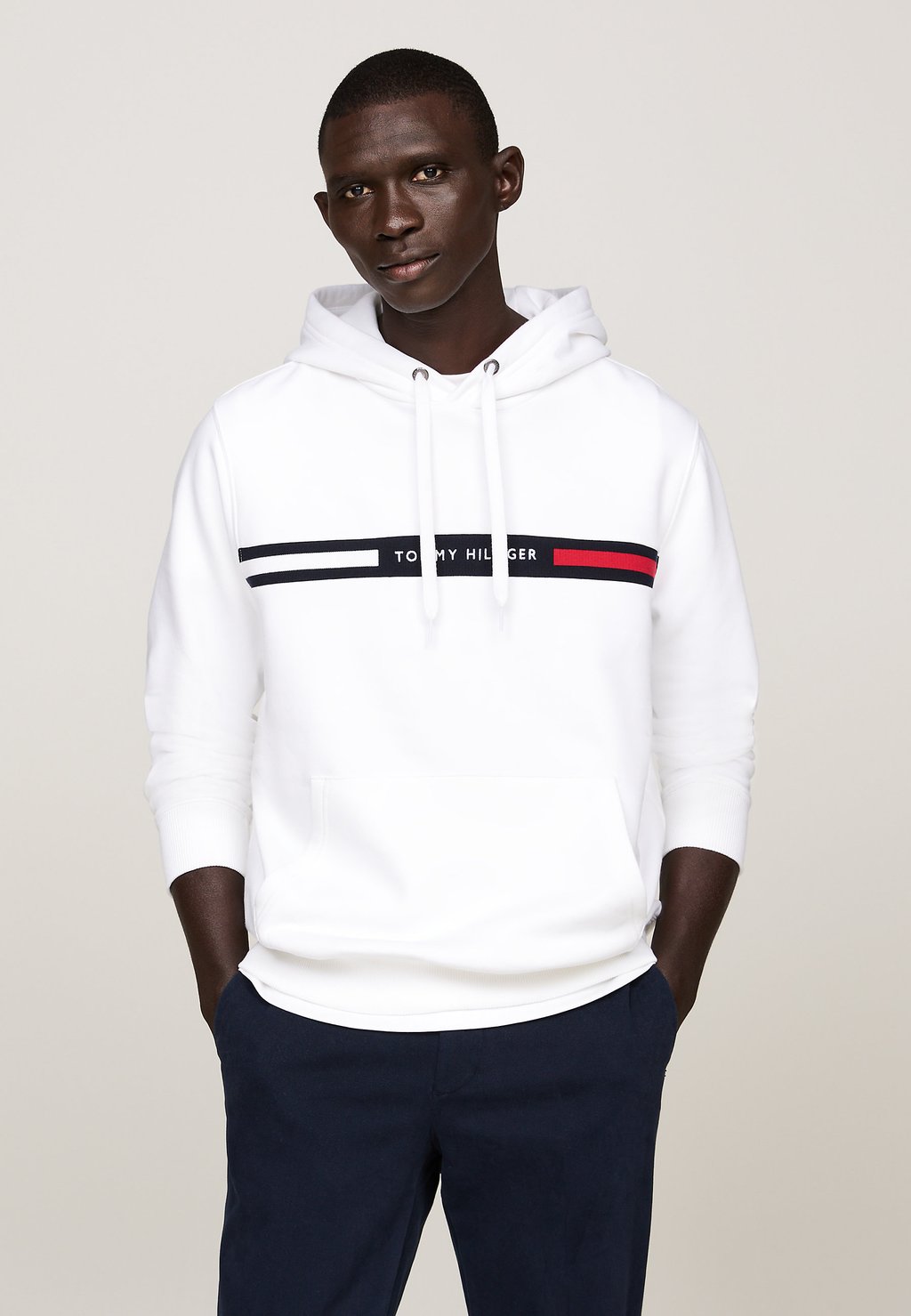 

Толстовка с капюшоном CHEST INSERT HOODY Tommy Hilfiger, белый