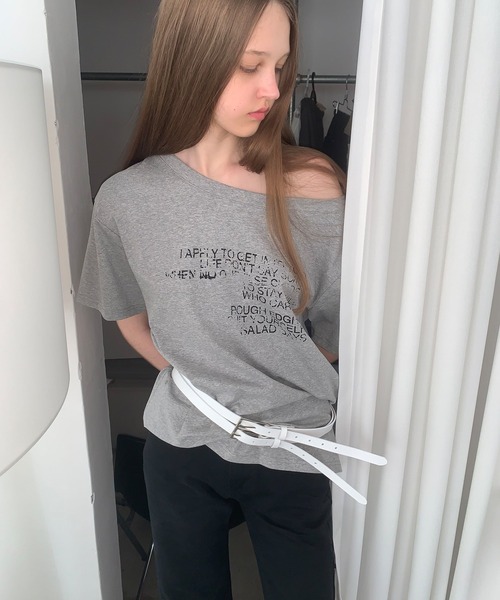 

Футболка с открытыми плечами и поясом LONSLAN, серая