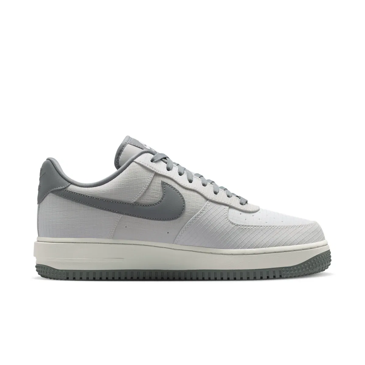 Мужские кроссовки Air Force 1 '07 LX Vibram Nike, черный — фото 3