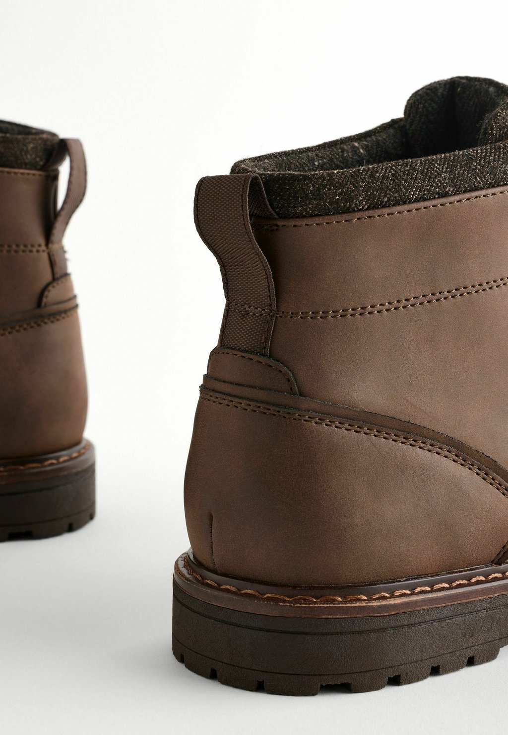 

Ботильоны на шнуровке CHUKKA REGULAR FIT Next, коричневый