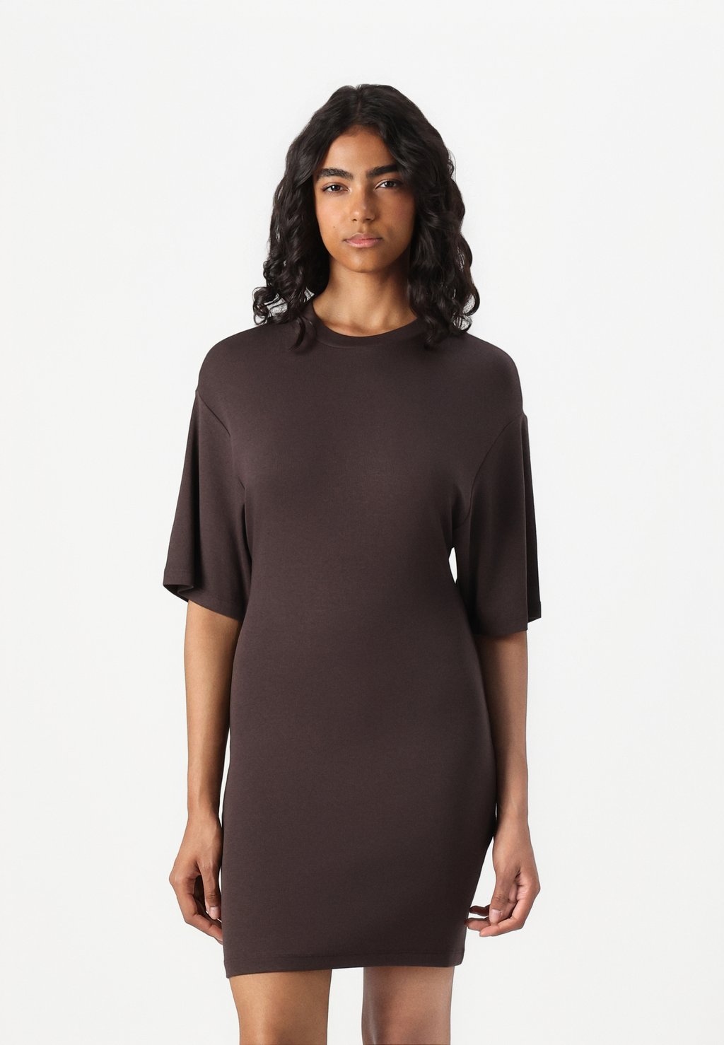 

Платье из джерси TEE DRESS Gina Tricot, коричневый