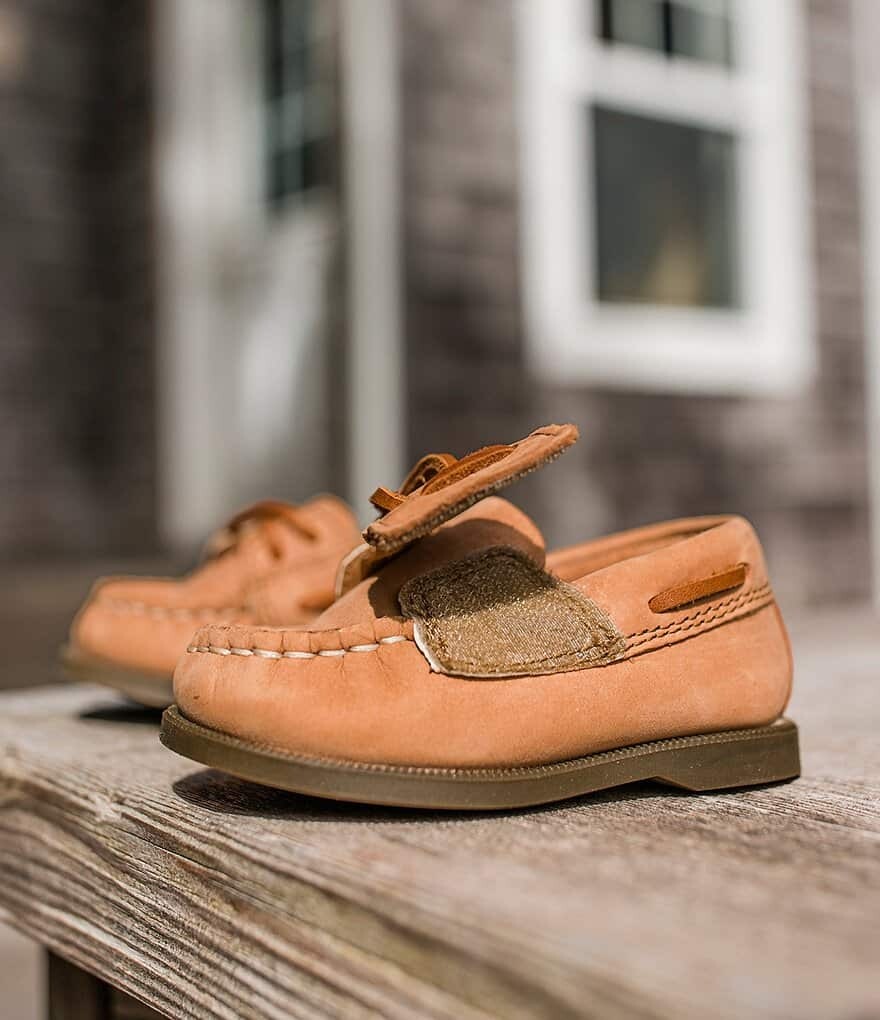 

Оригинальные детские туфли для кроватки Sperry Crib Jr (для младенцев), бежевый