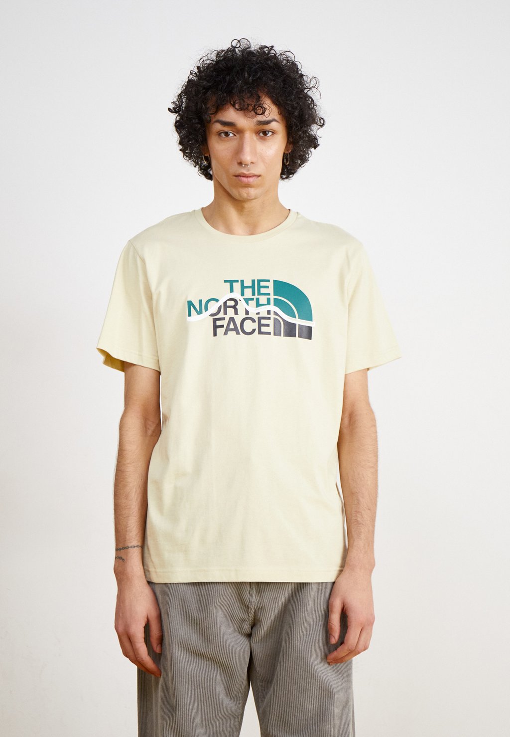 

Футболка с принтом MOUNTAIN LINE TEE The North Face, бежевый