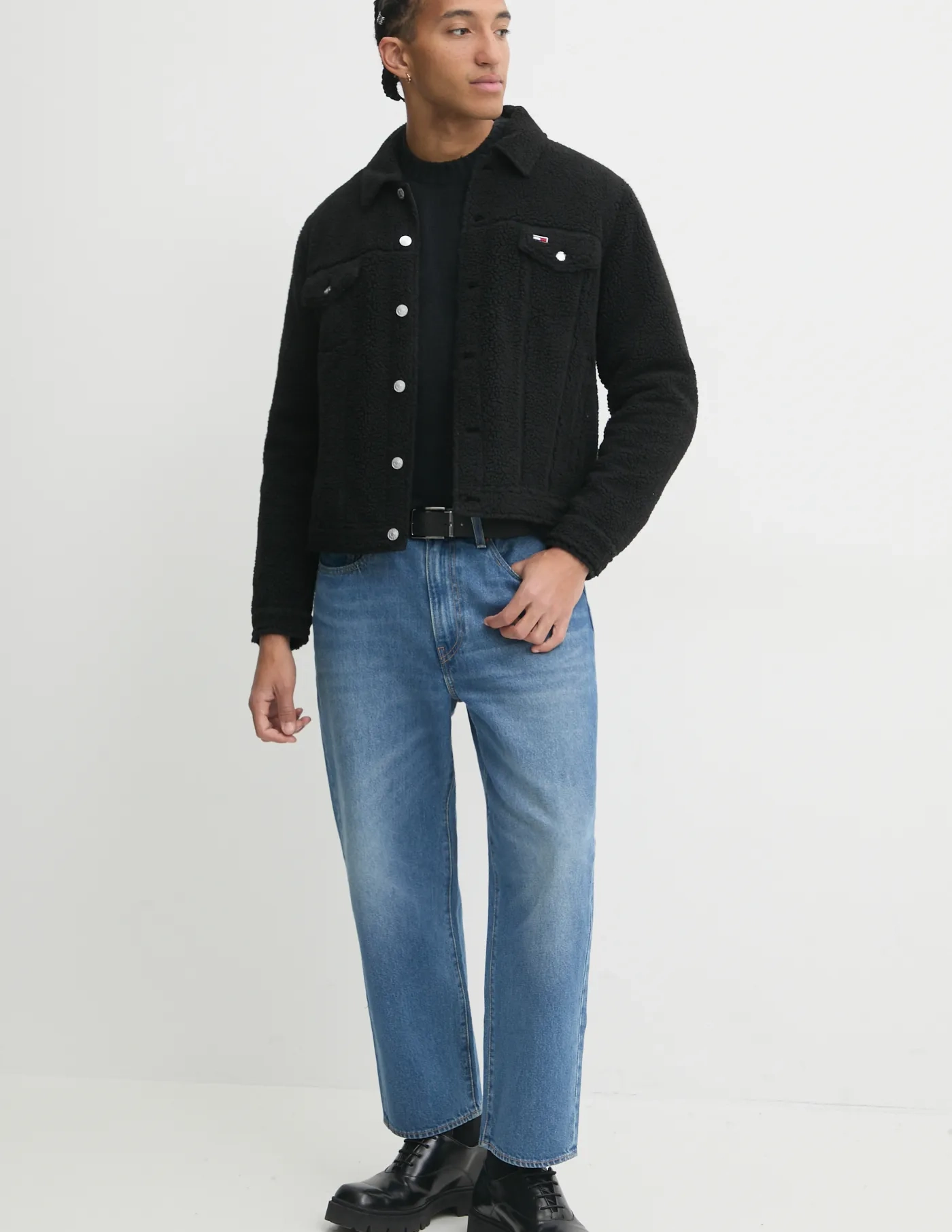 

Куртка Tommy Jeans, черный