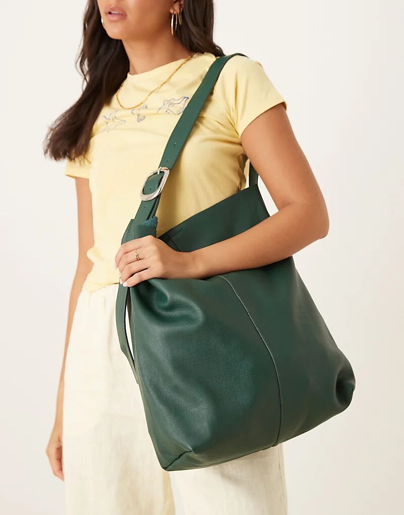 

Сумка-тоут из кожи Becksondergaard Mae с пряжкой, темно-зеленого цвета