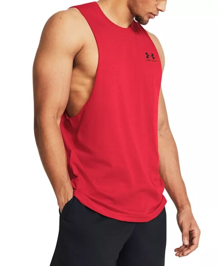 

Мужская футболка в спортивном стиле с вырезом на груди слева Under Armour, мультиколор
