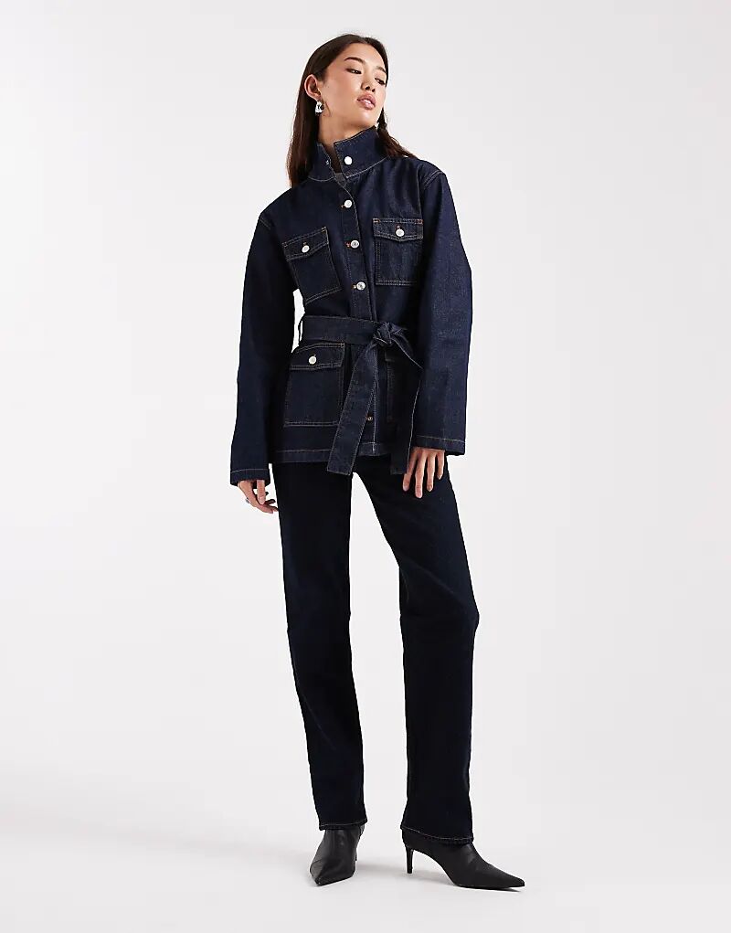 

Джинсовая куртка-воронка ASOS DESIGN цвета индиго с завязкой на талии