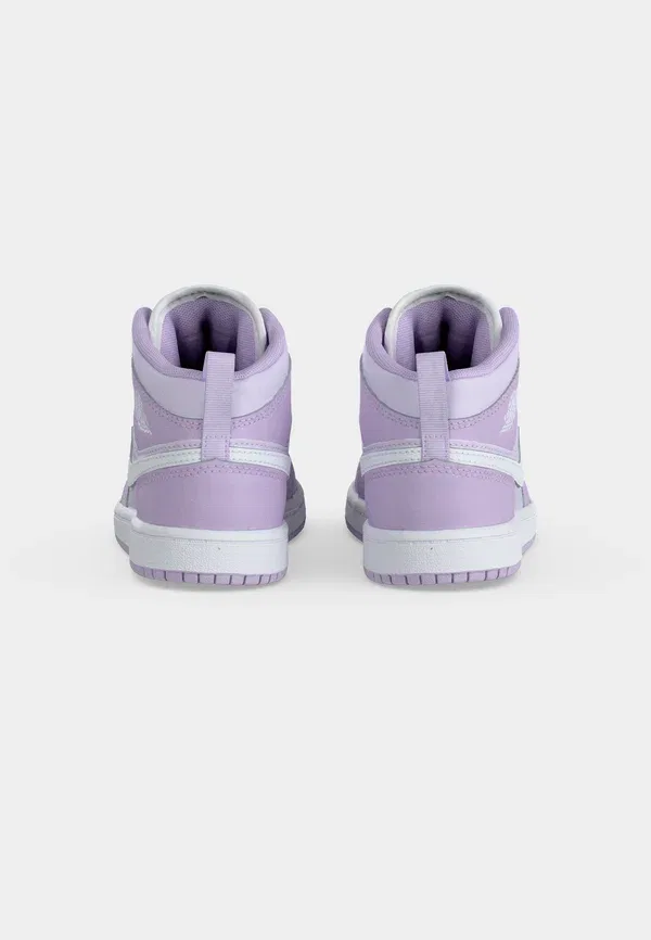Кроссовки высокие Jordan 1 Mid High Top, фиолетовый туман/белый/едва виноградный — фото 4