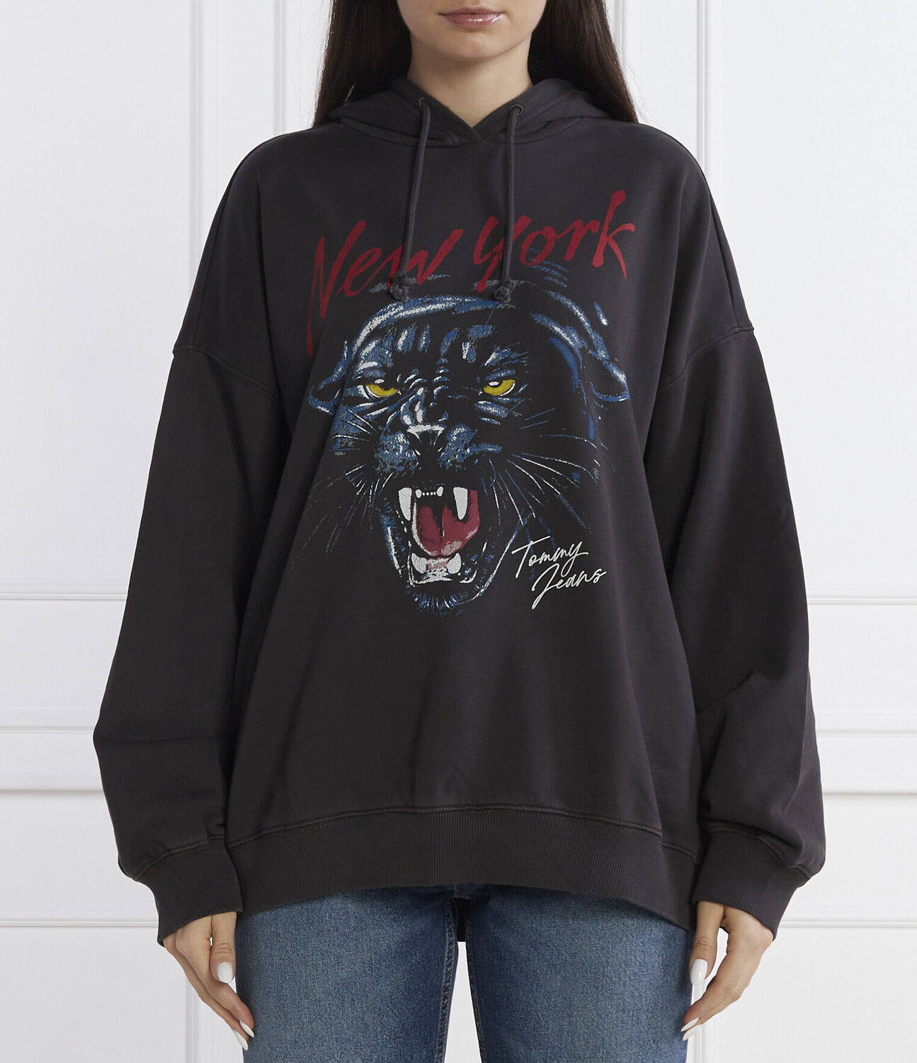 

Толстовка Tommy Jeans PANTHER HOODIE Oversize fit, черный