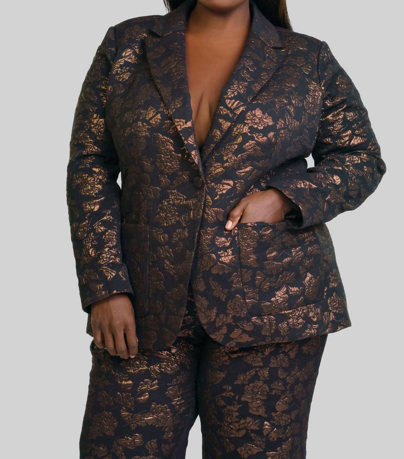 

Кожаная куртка Jared с металлическим блеском в цвете глубокий бренди Tanya Taylor