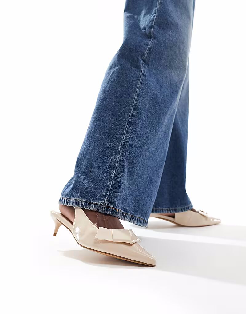 Туфли London Rebel Wide Fit с бантом и пяткой на каблуке-рюмочке, лакированные, кремового цвета