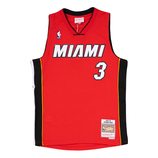 

Джерси Mitchell & Ness NBA Swingman Jersey 'Miami Heat - Dwyane Wade 2005-06'