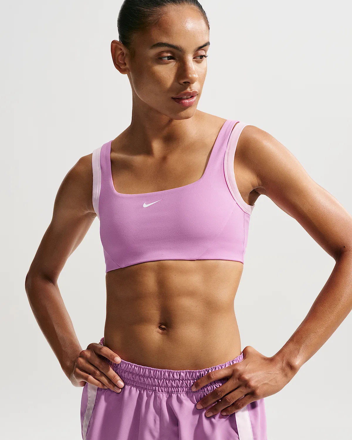 Женский спортивный бюстгальтер Nike One с легкой поддержкой, Light Magenta/Pink Foam/White