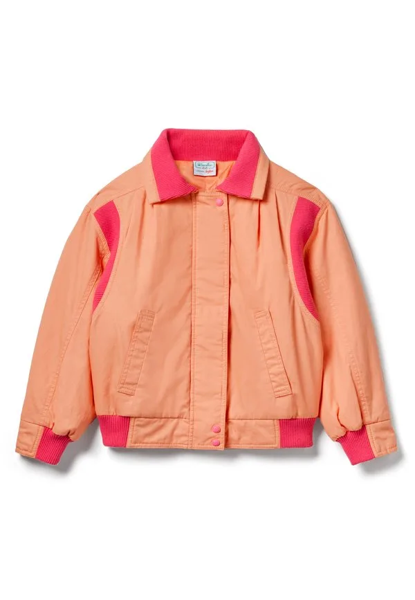 Светлая куртка из сериала «очень странные дела» United Colors Of Benetton, Violet