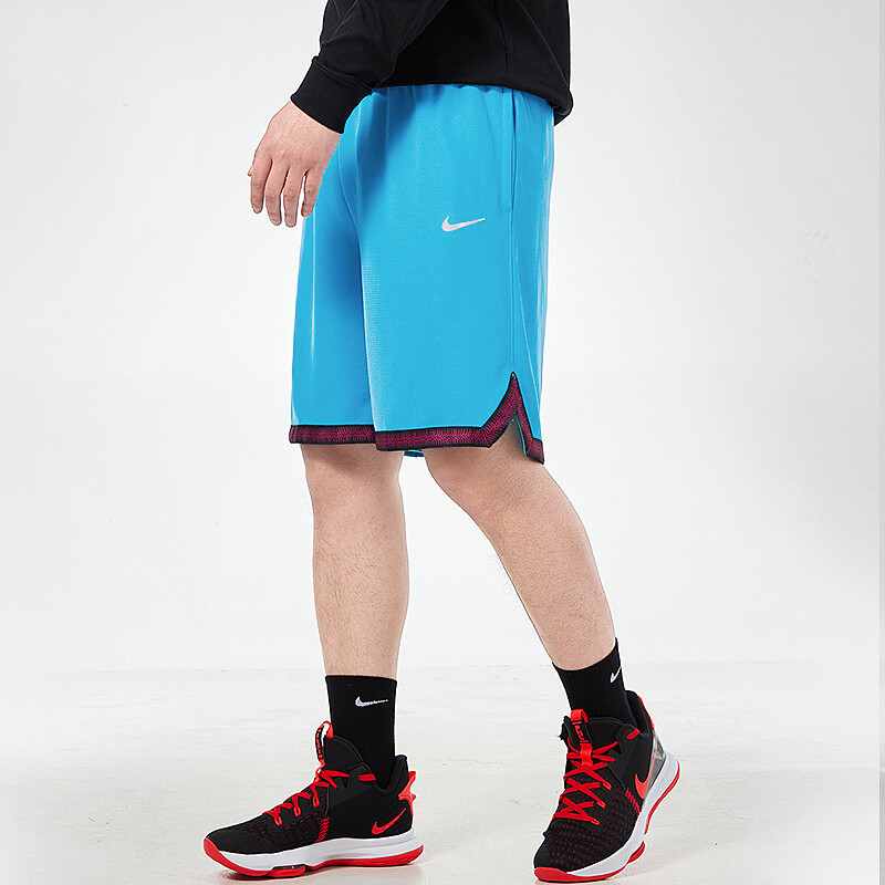 Повседневные шорты мужские Light Fury Blue Nike, светло-голубой — фото 4