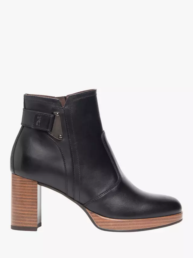 

Ботильоны NeroGiardini Leather Block Heel, черный