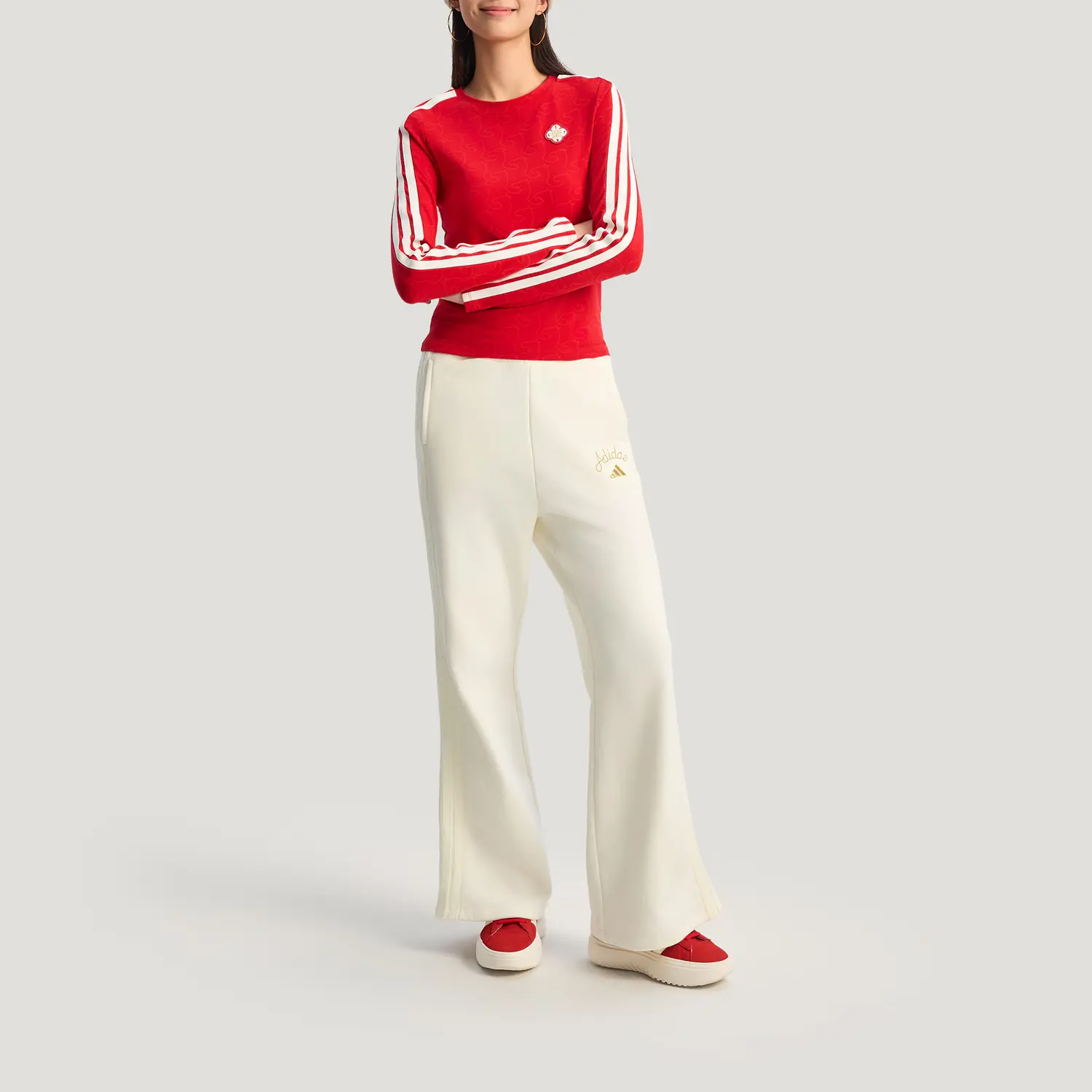 Футболка Women's Light Scarlet с круглым вырезом Moderate Others Adidas, светло scarlet — фото 4