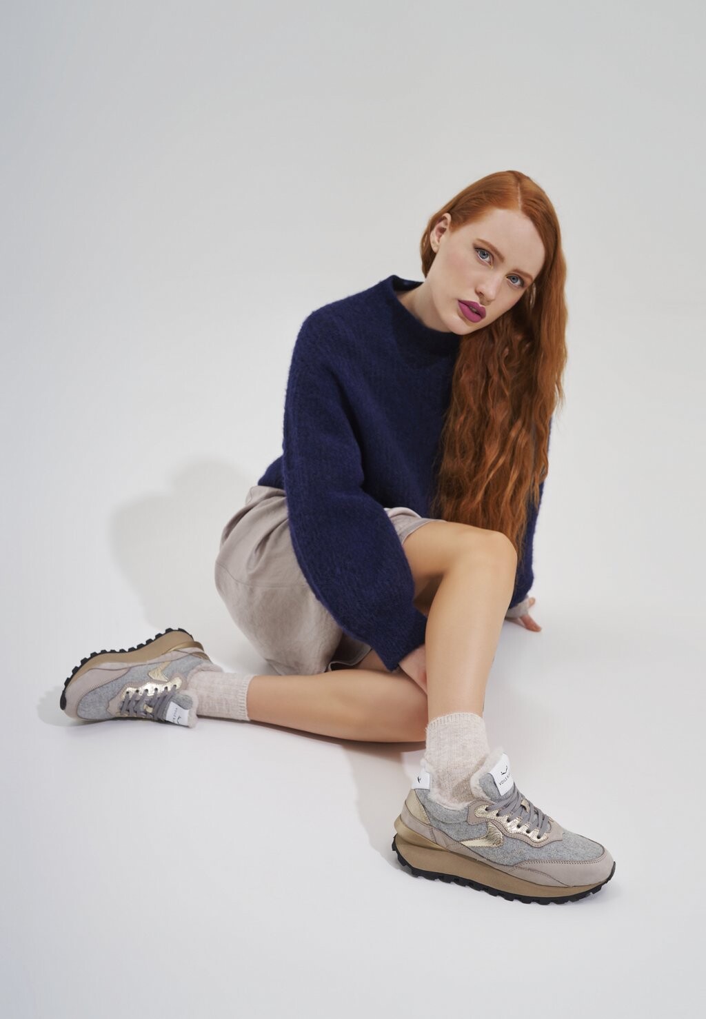 

Кроссовки низкие QWARK HYPE Voile Blanche, цвет grau