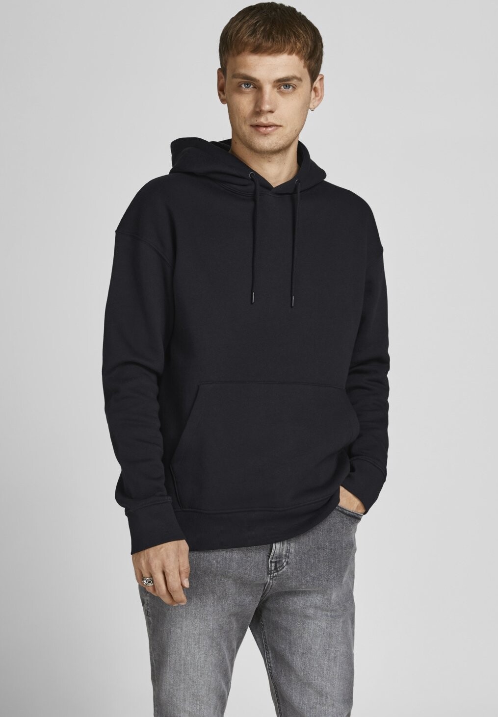 

Худи Jack & Jones, черный