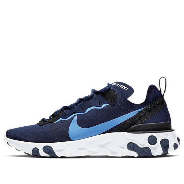 

Кроссовки реагируют на элемент 55 Nike, синий