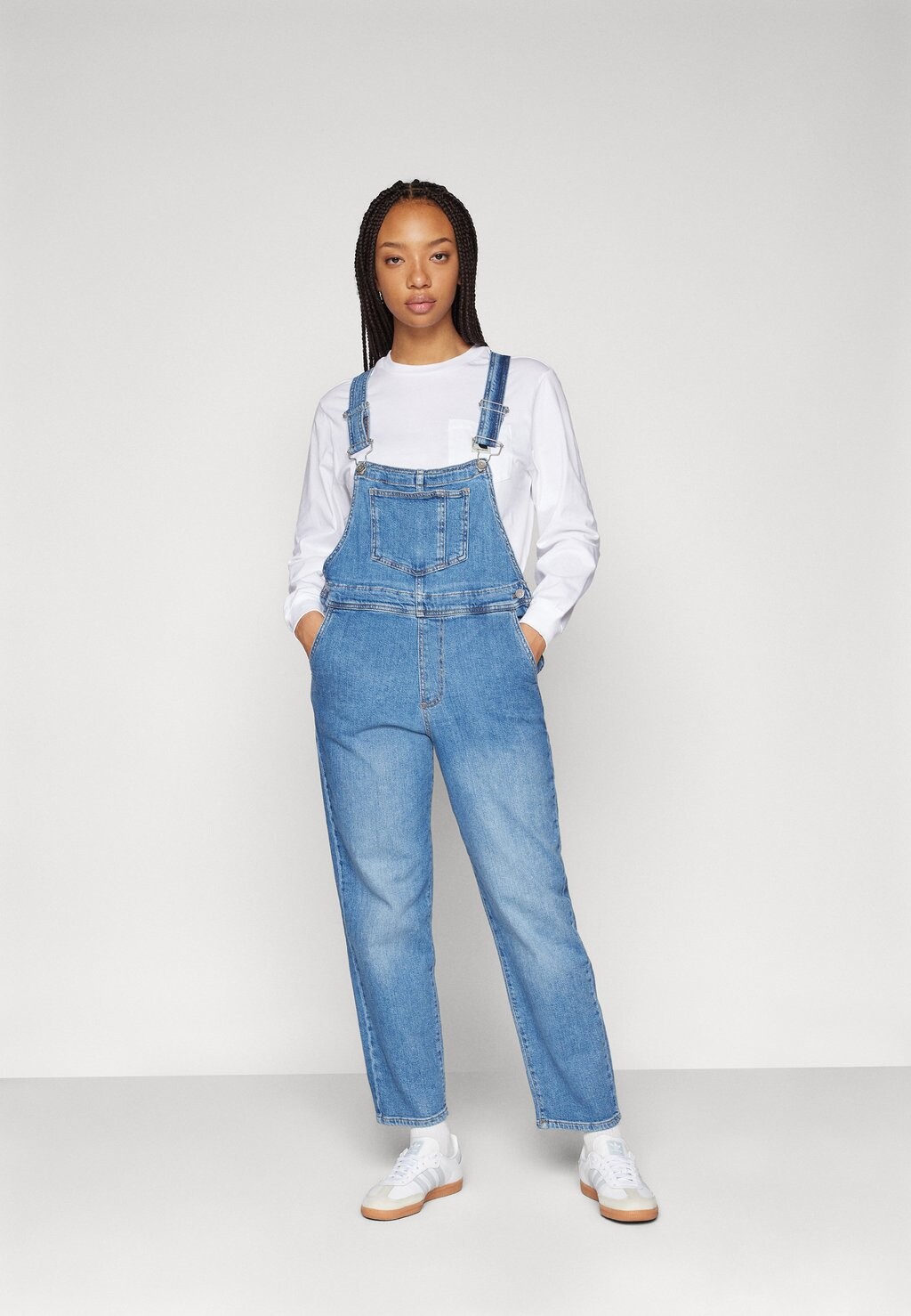 

Брюки Bridle Onlkelli Overall ONLY, светло-голубой деним