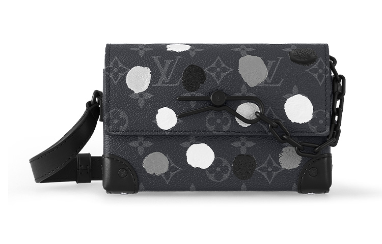 

Футболка Yayoi Kusama с принтом Monogram Eclipse черно-серебристого цвета LOUIS VUITTON