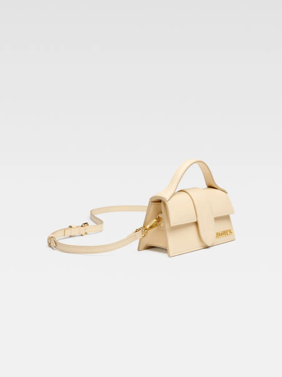

Мини-сумка с клапаном Ле Бамбино Jacquemus, слоновая кость