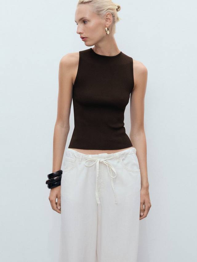 

Топ Hernan из тонкого трикотажа Mango, Dark Brown