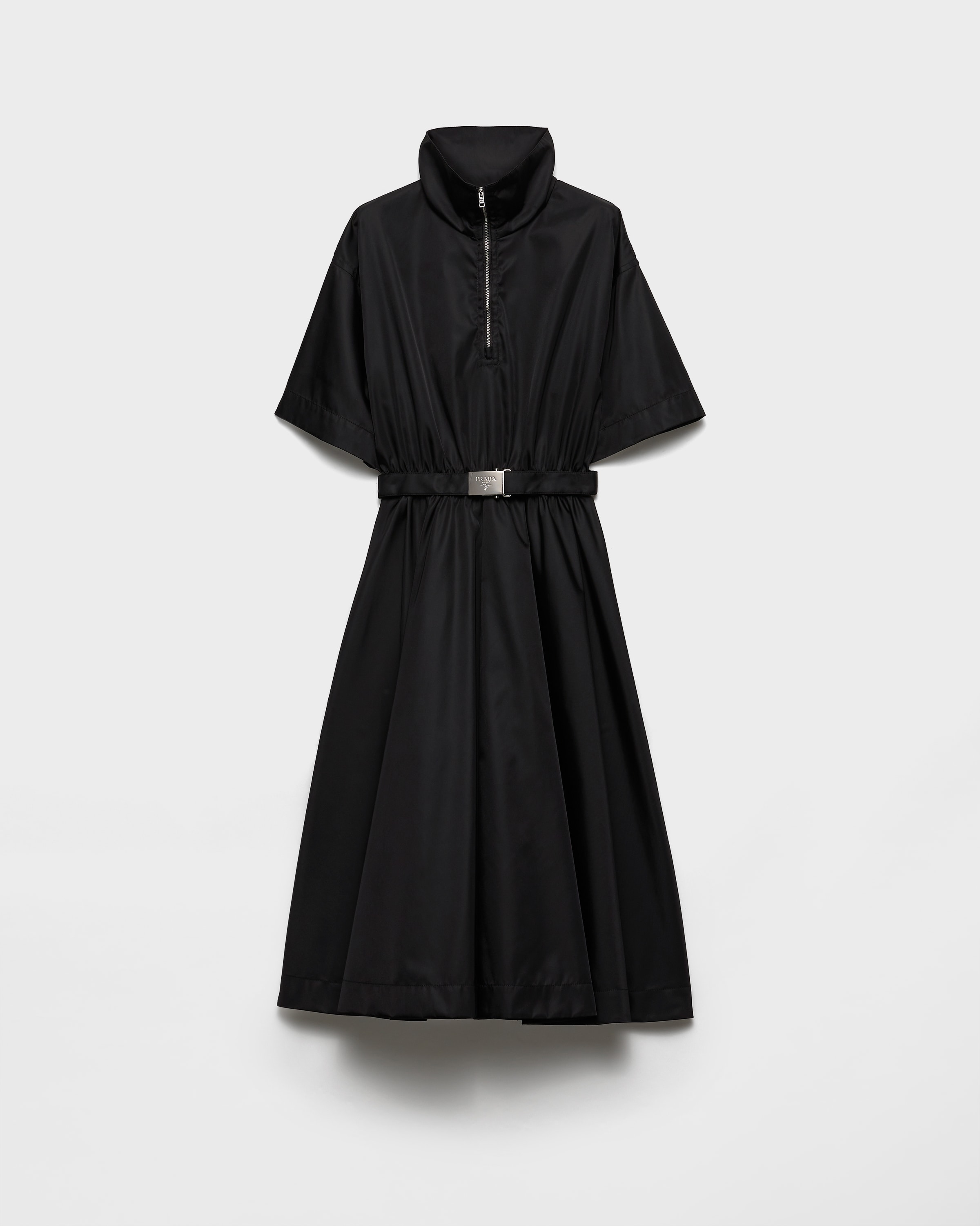 

Миди-платье из Re-Nylon с короткими рукавами Prada, черный