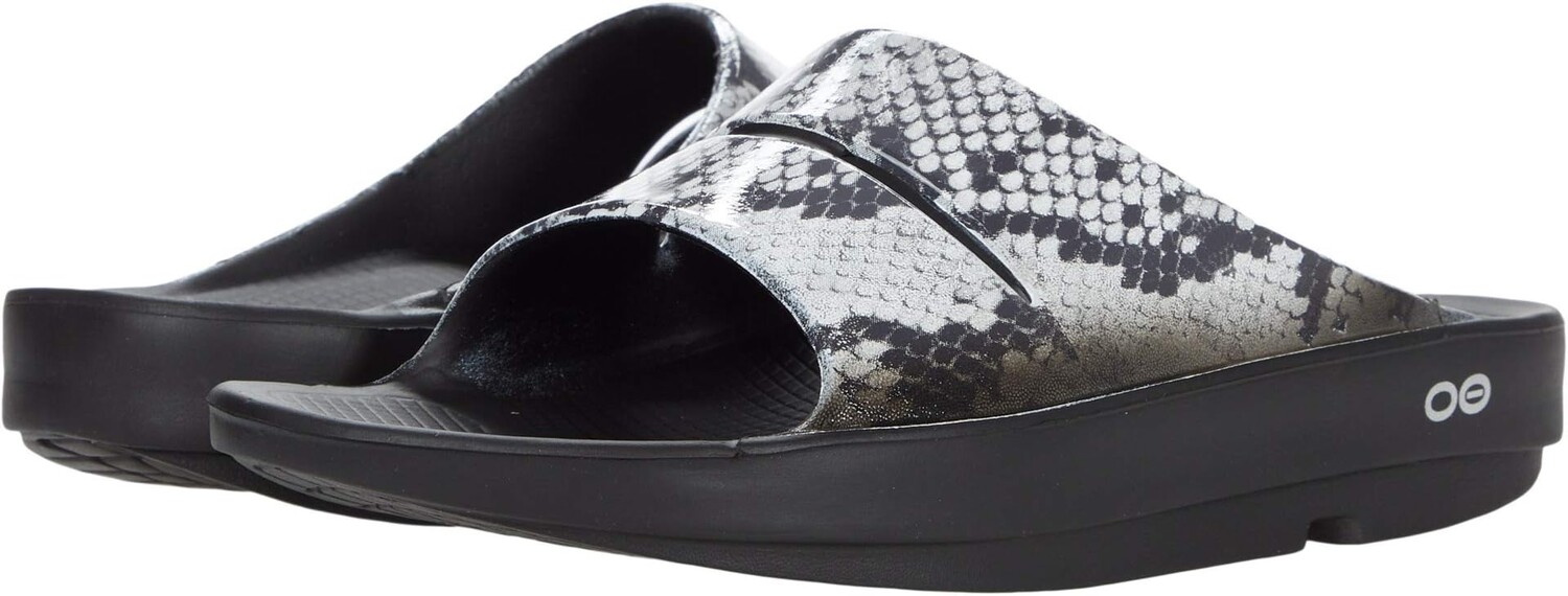 

Сандалии OOFOS Women's OOahh Limited, цвет Black/Snake