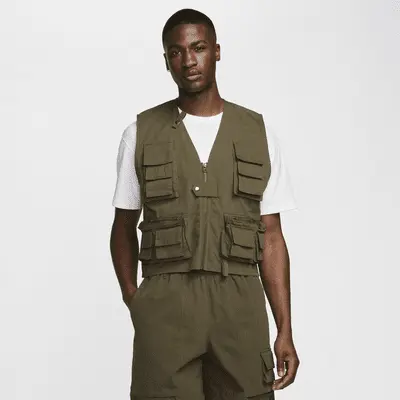 

Жилет Nike Life, цвет Cargo Khaki/Cargo Khaki
