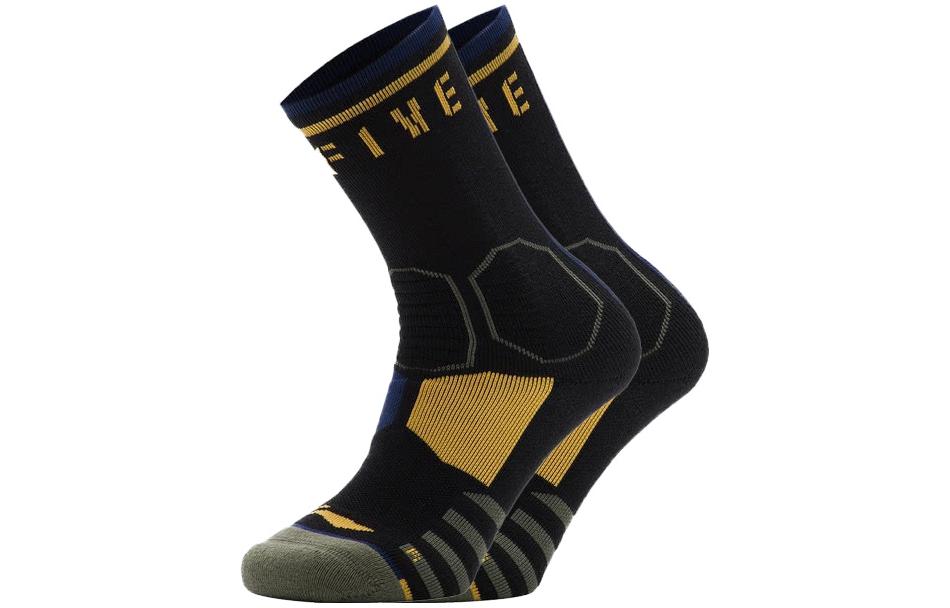 

Лининг Баскетбольная Коллекция Носки до середины икры Мужские, 1 пара (Черный Зеленый)